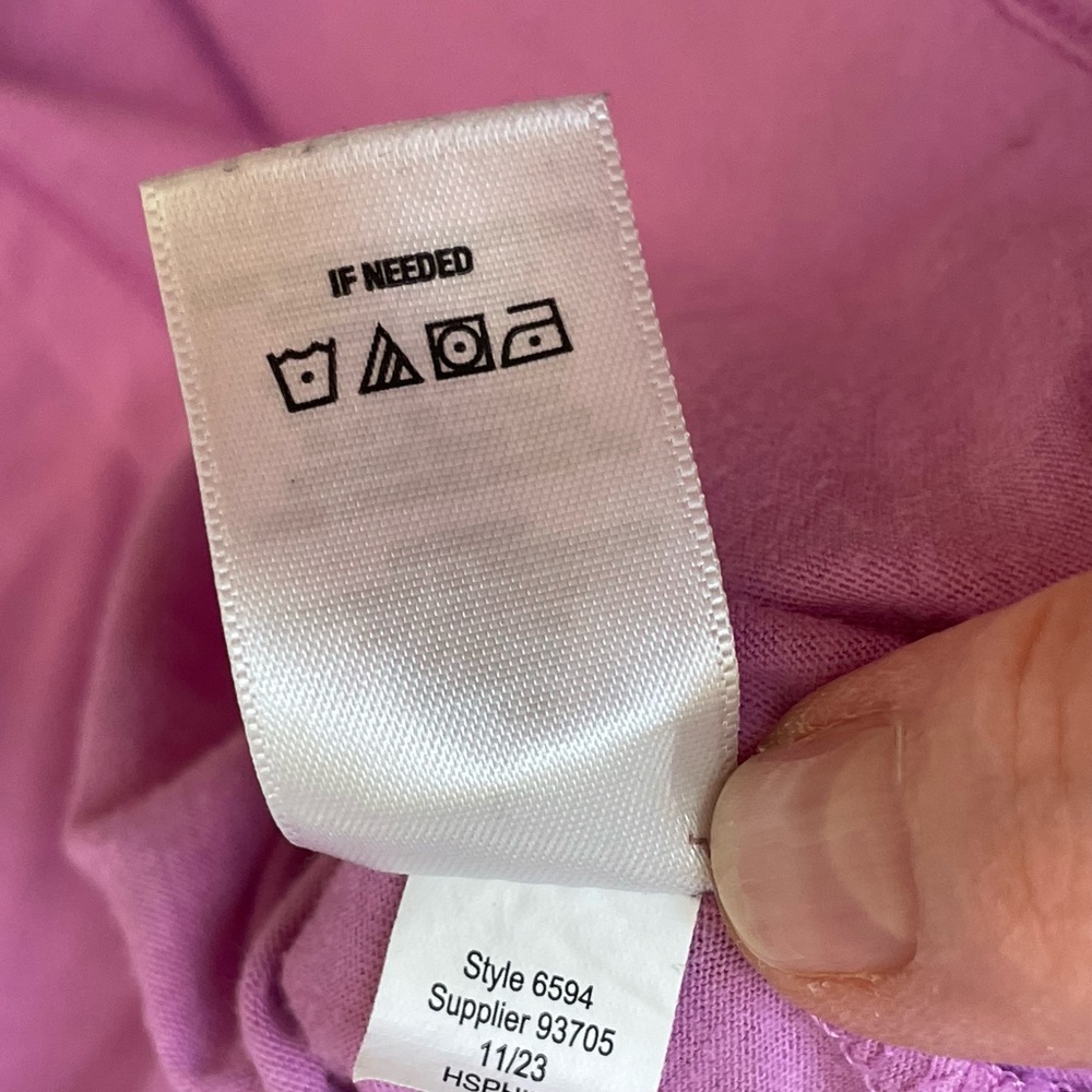 Aeropostale Women’s Aero Graphic Purple Tee Size‎ L - Picture 8 of 9